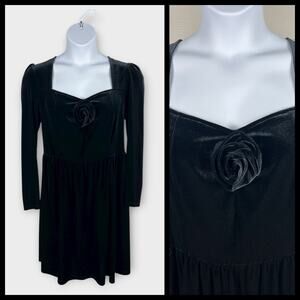 Ava & Viv Black Velour Rosette Dress Size XXL‎ Sweetheart neckline long sleeve